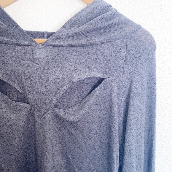 Good American Gray Hooded Hoodie Lightweight Cut-Out Long Sleeve Sweater - Picture 4 of 14
